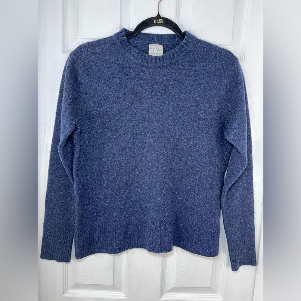 J.Crew Women’s Blue Sweater‎ Size Medium